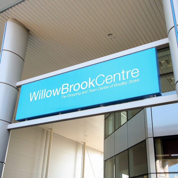 Illuminated Signs For Shopping Centres