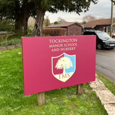 Tockington Mannor School_External Signage Tockington Mannor School_Post Panel